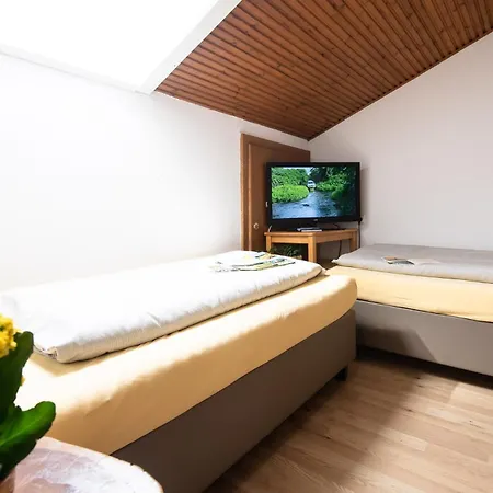 Pesentheinerhof 3*